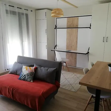 Apartment Joli Renove Aux Minimes Avec Terrasse