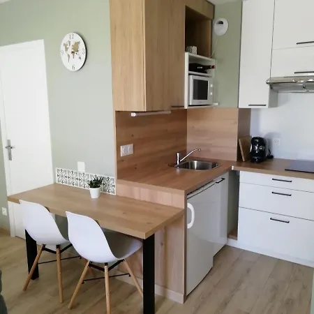Joli Renove Aux Minimes Avec Terrasse *